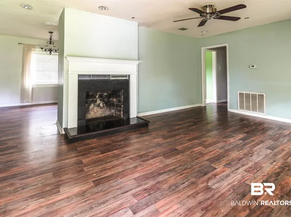 1001 Bradley Ave, Bay Minette, AL 36507