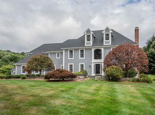 3 Woodchuck Hill Rd, West Simsbury, CT 06092