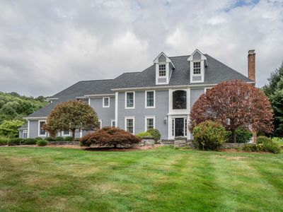 3 Woodchuck Hill Road, West Simsbury, CT, 06092
