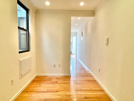 Rented by Compass | media 37