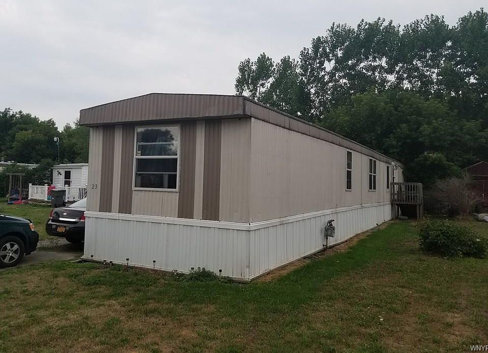 1st image of 23 Jay Dr