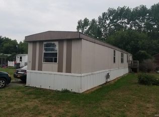 23 Jay Dr, Brockport, NY 14420