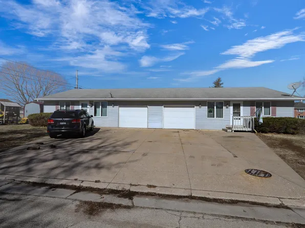 601 E Forest St, Black Creek, WI 54106