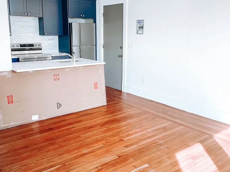 644-646 Orange St — Photo 36