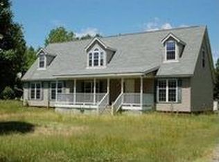481 Farmington Ln, Sanford, NC 27330