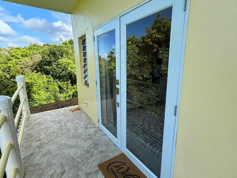 2CAA One Caret Bay — Photo 11