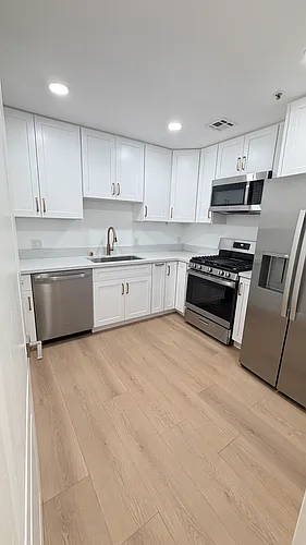 420 W Garfield Ave #1 Photo 1