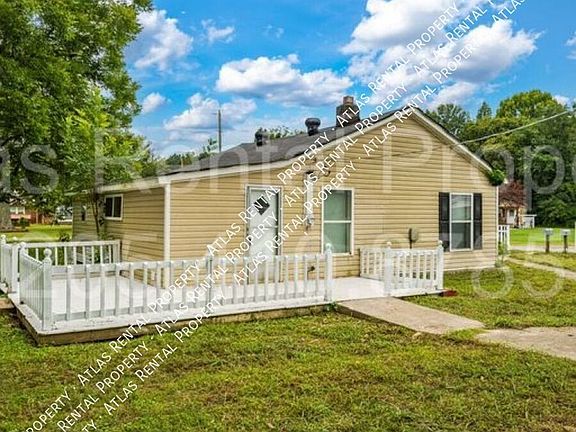 5th image of 115 Lyle Dr