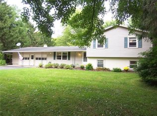 690 Erie Street Rd, Macedon, NY 14502