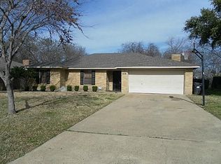 516 Lakewood Ave, Corsicana, TX 75110