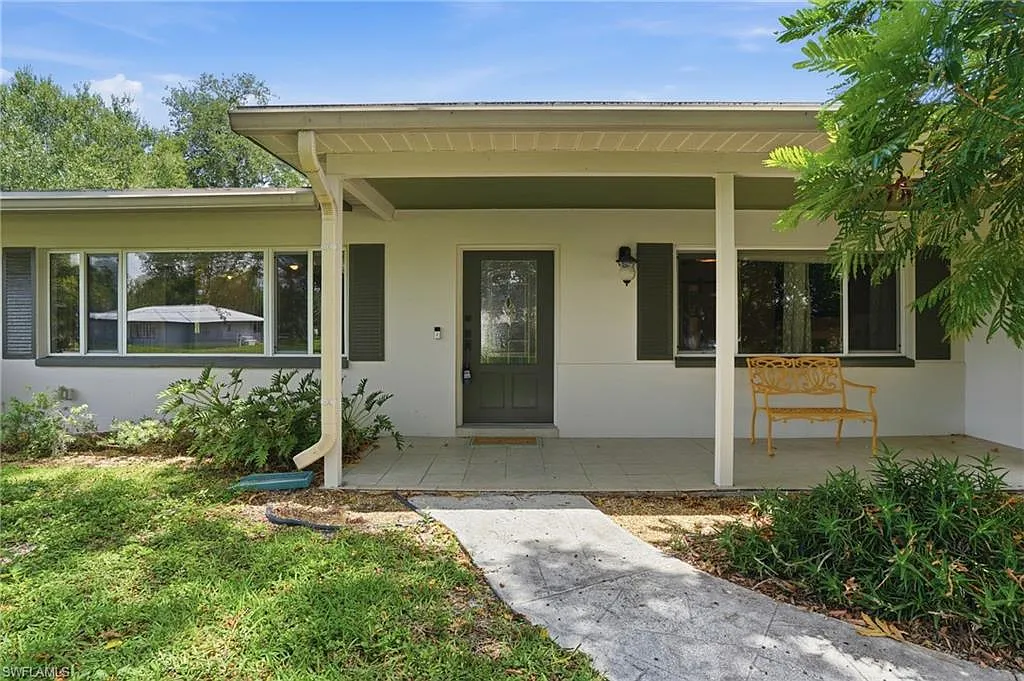 3 bed, 2.0 bath, 2225 sqft, $2,500 — Photo 3