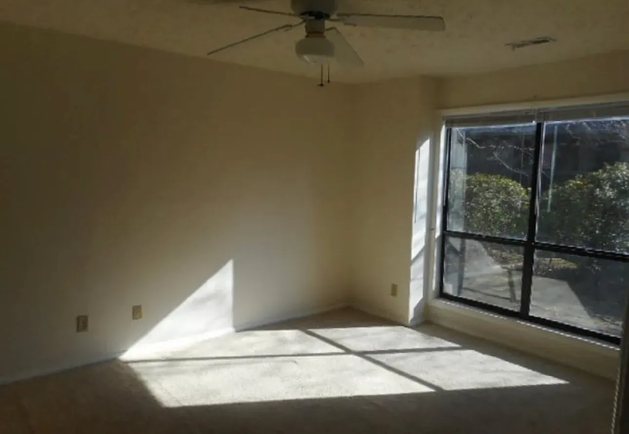 1862 Tryon Drive - 1 — Photo 4