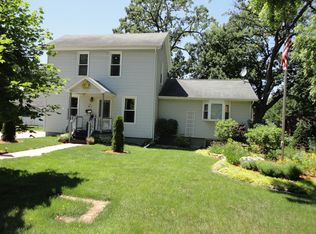 648 N Main St, Richland Center, WI 53581