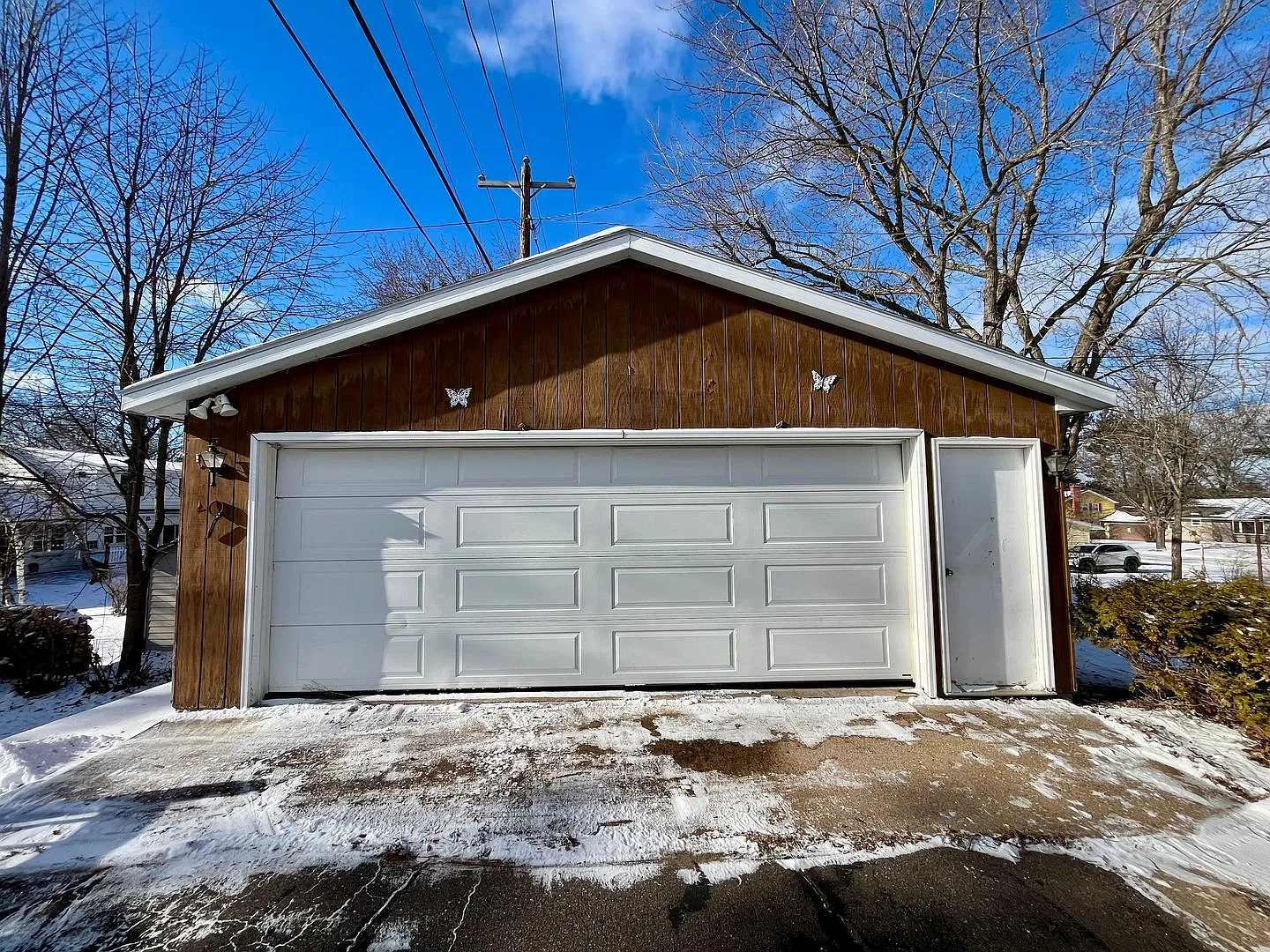 2 Bed 2 Bath Single Family Home in Merrill — Photo 2