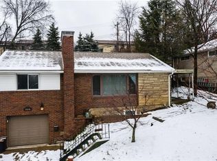 225 Ryan Dr, Pittsburgh, PA 15220