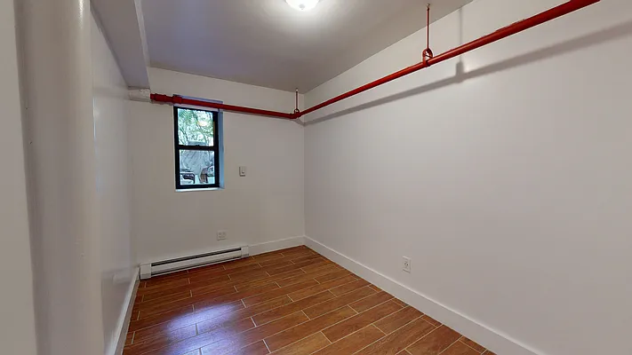 Rented by Bond New York | media 7