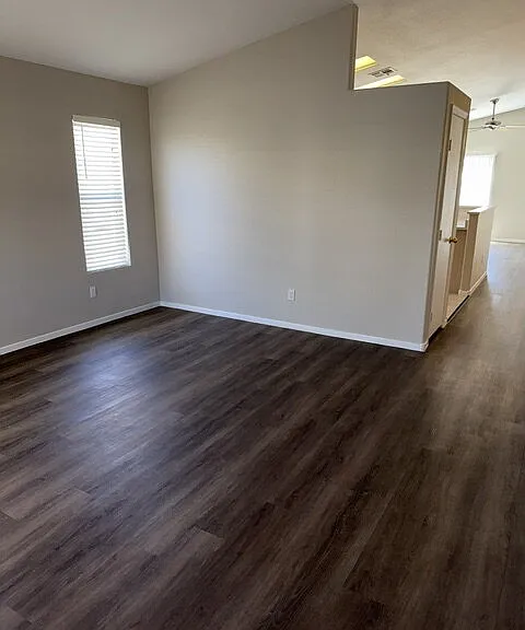 8056 Sweet Clover Ct — Photo 9