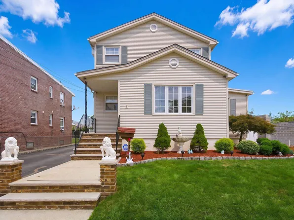 752 Forest St, Kearny, NJ 07032