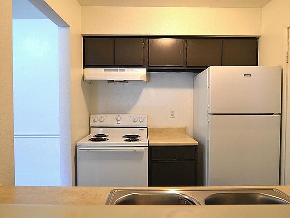 4th image of 12643 Ashford Meadow Dr #2
