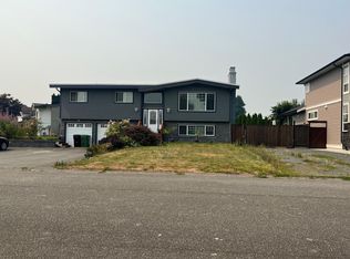7055 Sesame St, Chilliwack, BC V2R 3T3