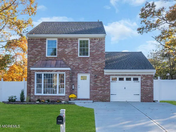 10 Buxton Court, Barnegat, NJ 08005