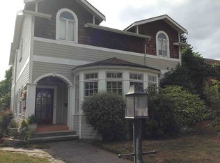 5709 31st Ave NE, Seattle, WA 98105