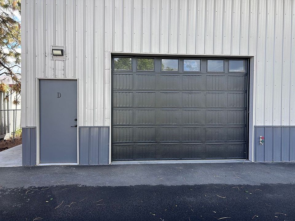 1st image of 1607 N Willow St #D