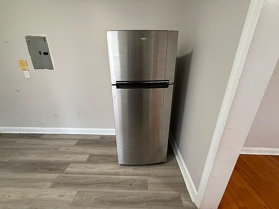 5th image of 5608 Palisade Ave #14E