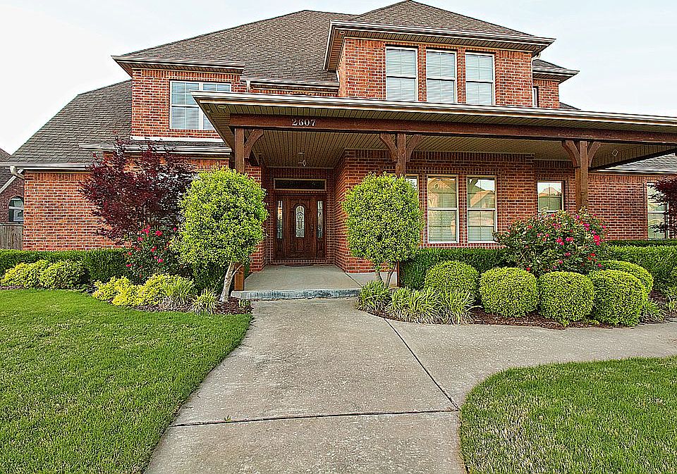 1st image of 2607 W Murfield Dr