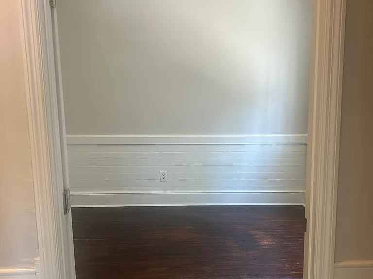 520 E Hall Ln — Photo 18