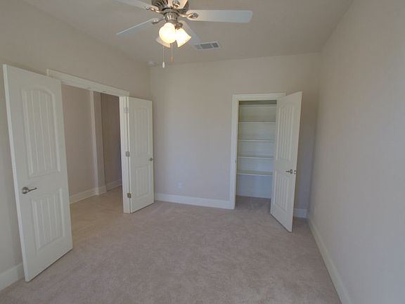Study room with a spacious closet