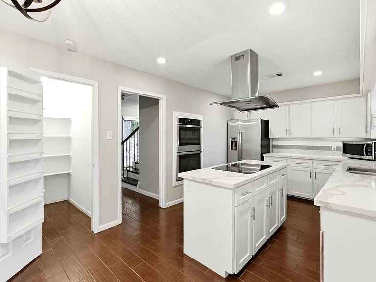 6307 Jadecrest Dr — Photo 21