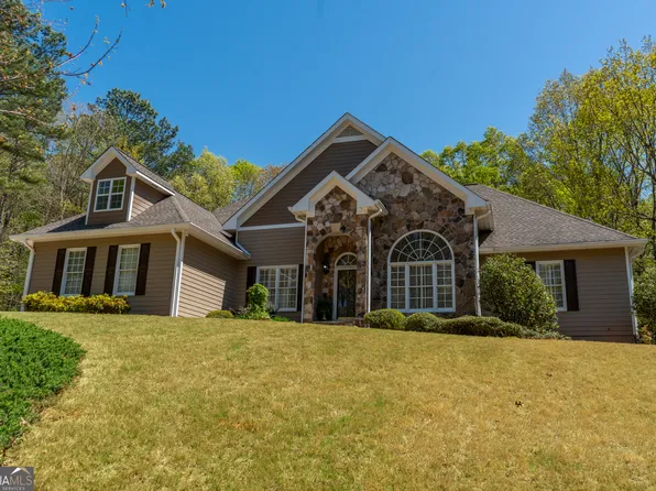 722 Plum Ln, Clarkesville, GA 30523