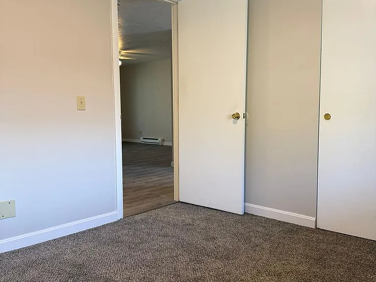 Westland Meadows — Photo 9