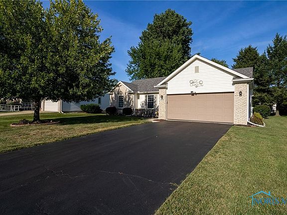 2nd image of 1683 Henthorne Dr