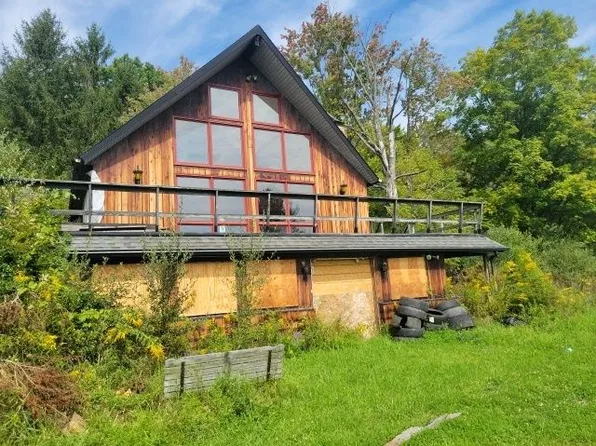 646 Powell Rd, Owego, NY 13827