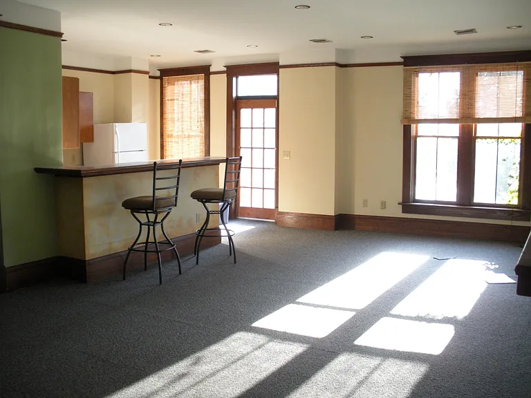 1263 Market St #2 — Photo 4
