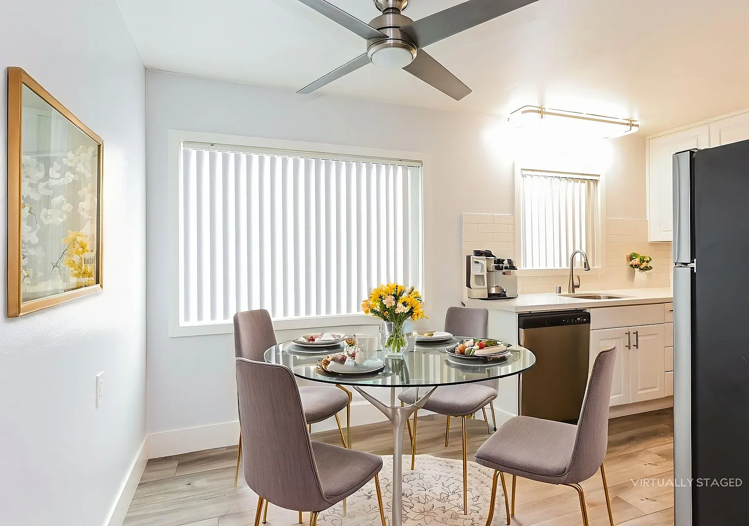 Monarch Apartments — Photo 1