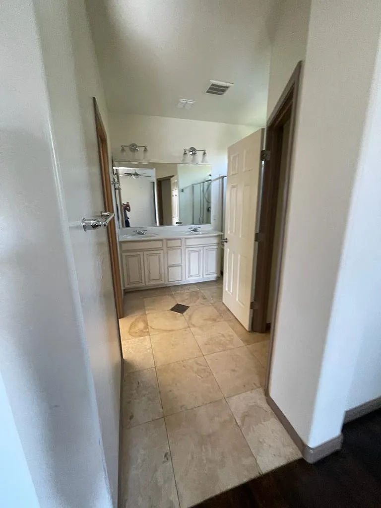 7203 E Onza Ave — Photo 2