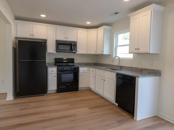 880 Old Charlotte Rd SW, Concord, NC 28027