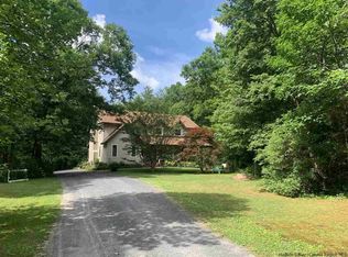 19 Spike Horn Rd, Saugerties, NY 12477