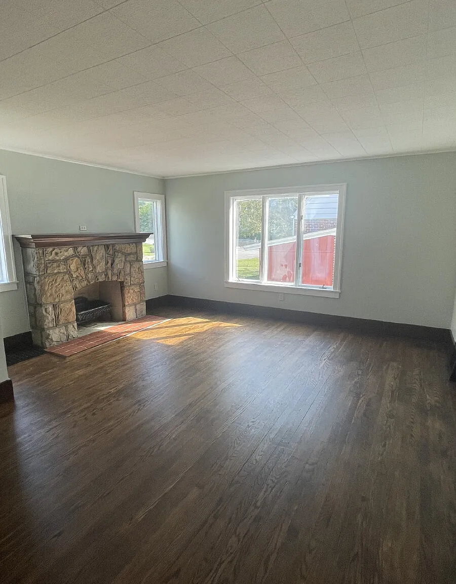 3 bed, 1.5 bath, $1,200 — Photo 3