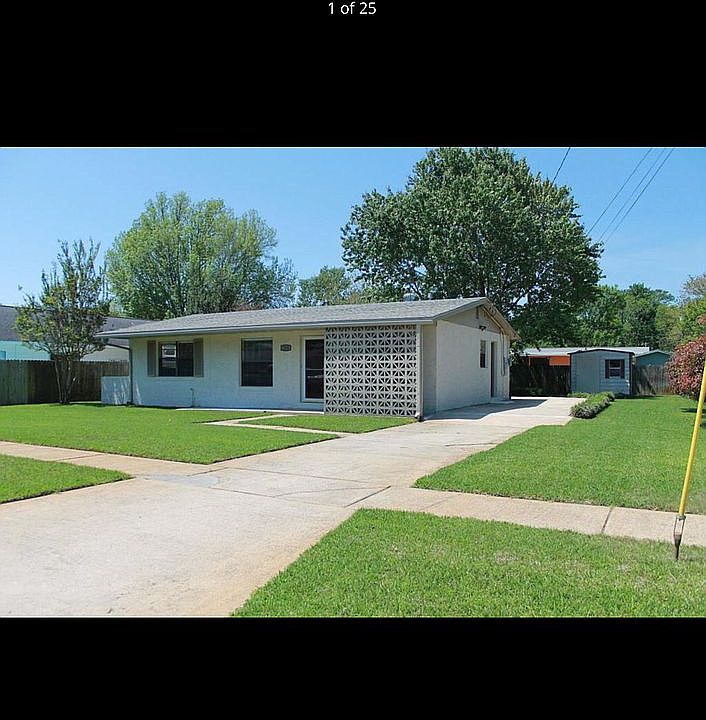 1st image of 211 Destin Dr