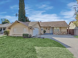 18648 Community St, Northridge, CA 91324