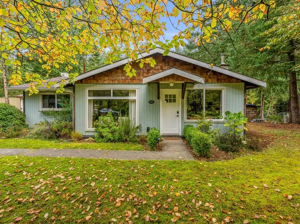 1972 Greenwood Cres, Comox Valley, BC V9M 4B1