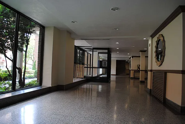 Sold by WRL Realty, LLC | media 20