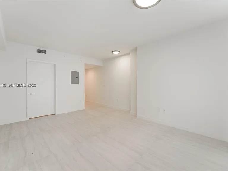 77 SE 5th St #2604 — Photo 5
