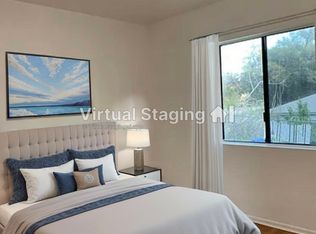 10114 Samoa Ave #B, Tujunga, CA 91042