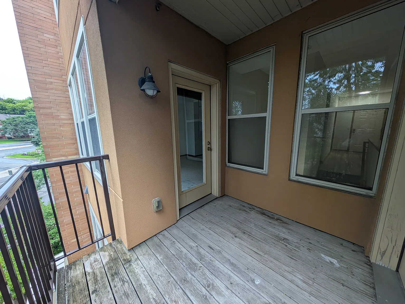 2 bed, 1729 sqft, $2,000 — Photo 4
