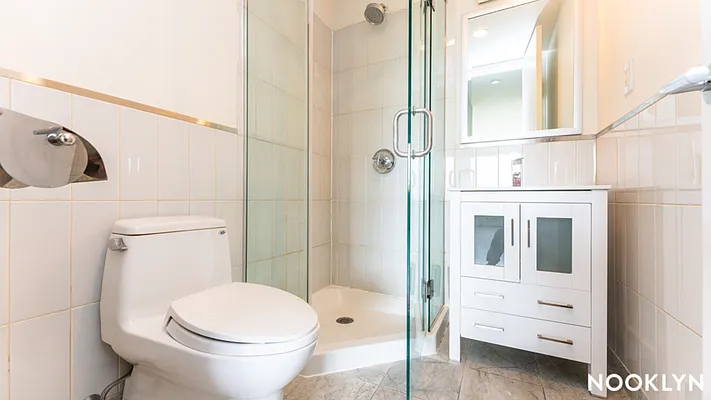 Rented by Nooklyn NYC LLC | media 29